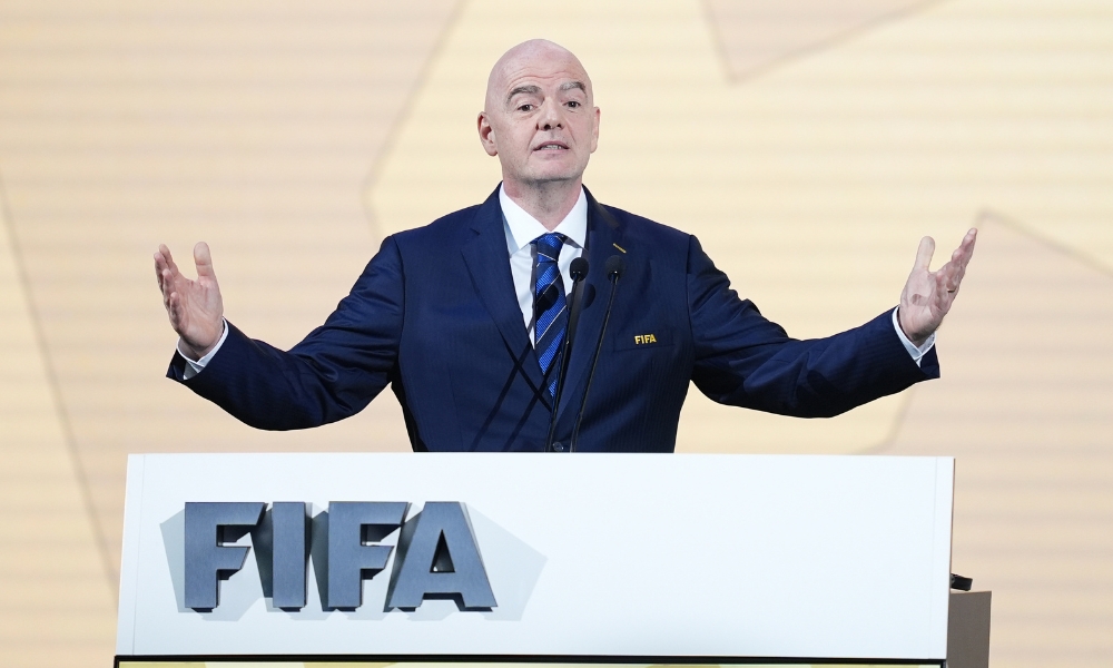 在赛场中央 在赛场中央